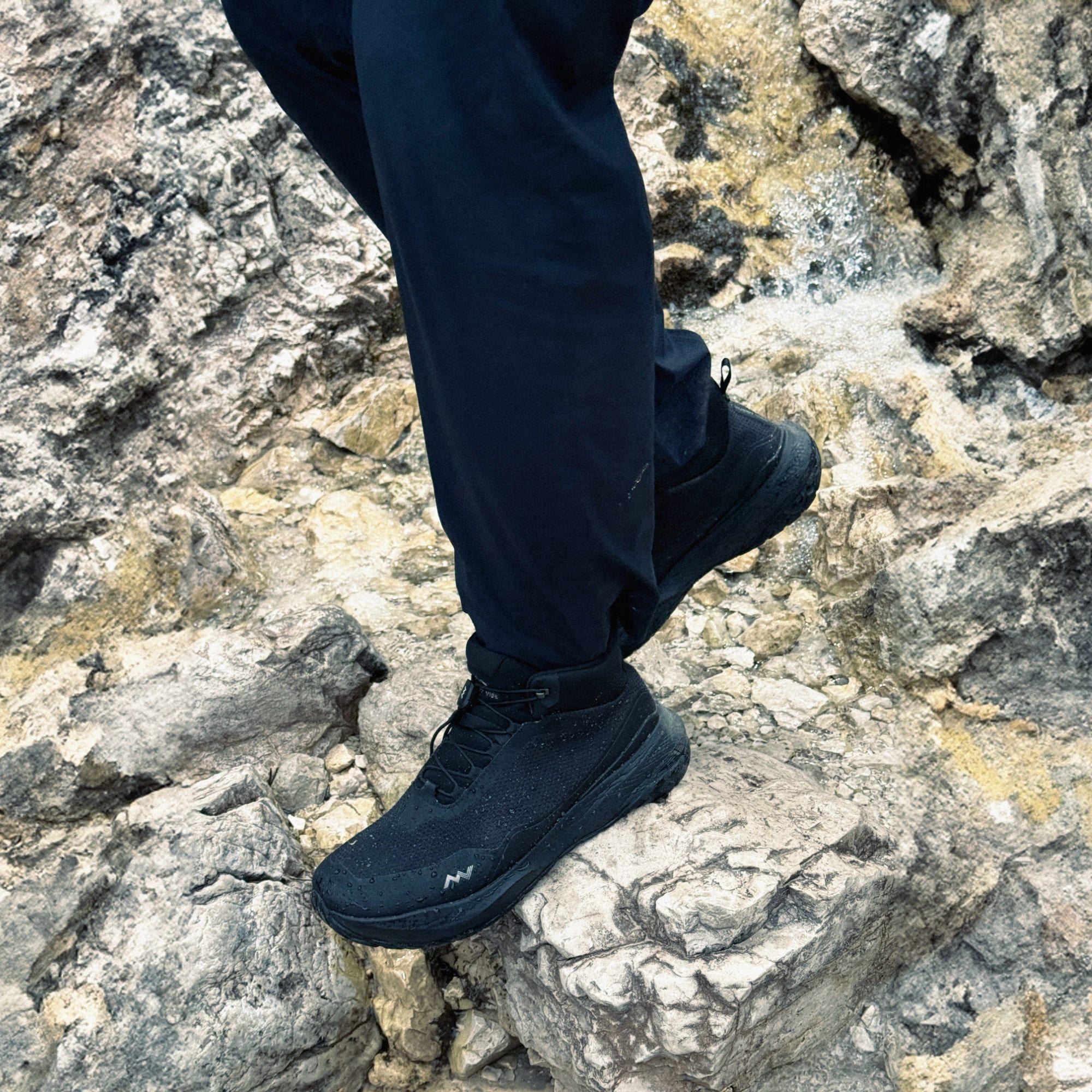 Zn-30 Lightweight<br>Mid-Top Hiking Boots