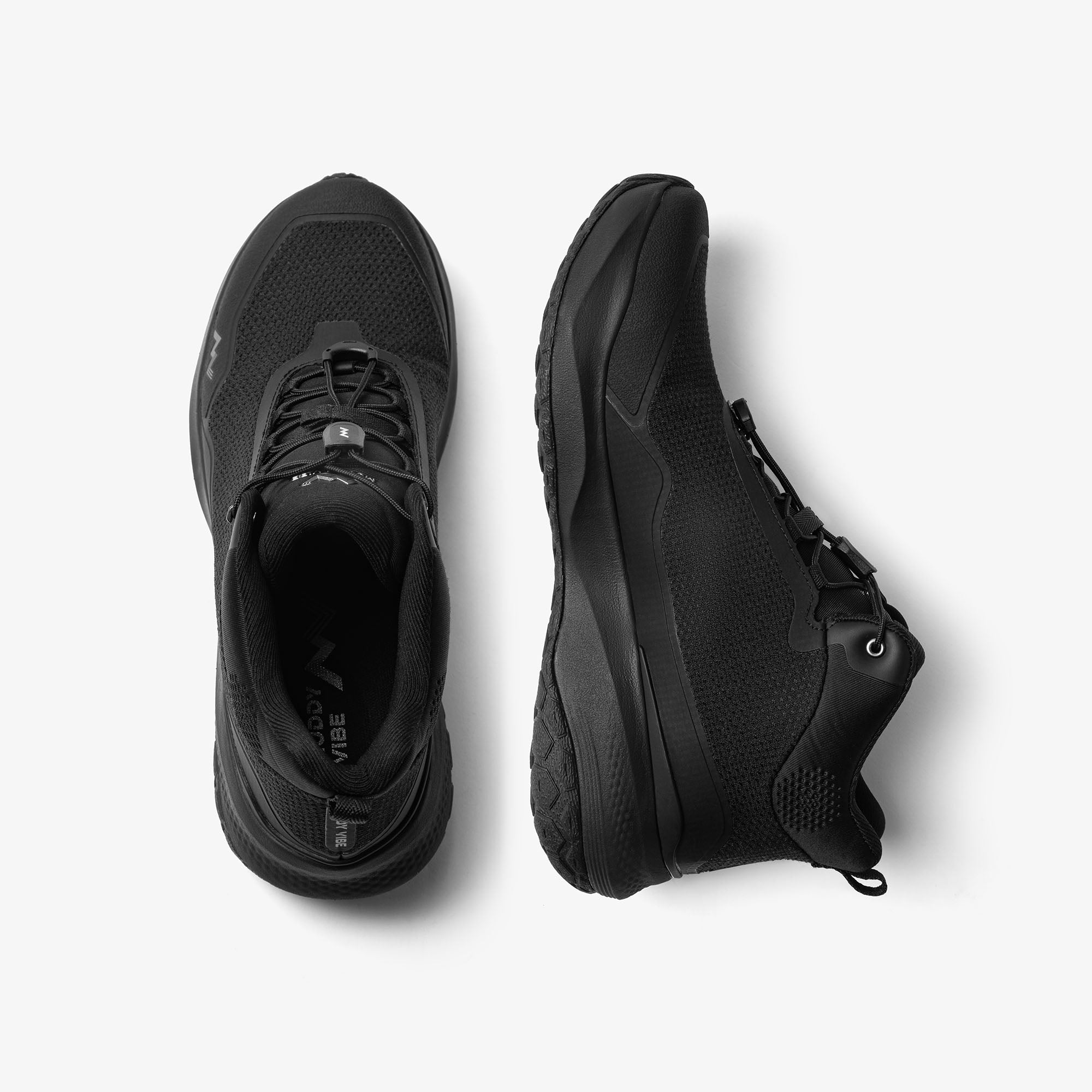 MUDDY VIBE Zn-30 Black Summit mid-top hiking shoe with with all-black trim, top view on a white background.
