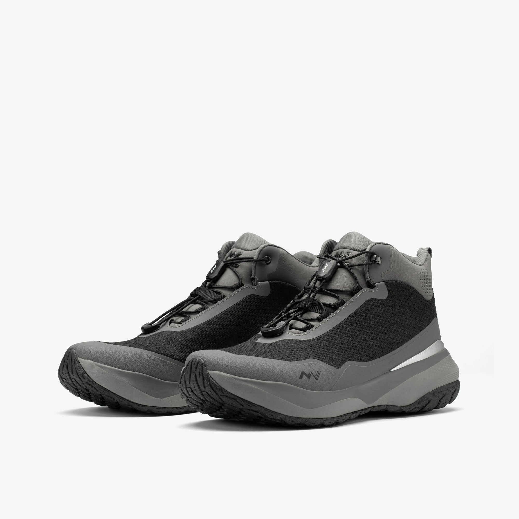 MUDDY VIBE Zn-30 Cliff Grey mid-top hiking shoe with black and white accents, 45 degree side view on a white background.